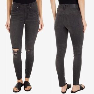 NWT Madewell 9" High-Rise Skinny Jeans
Black Sea Denim